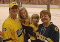 cchahockeyplayoffsatjoelouiswewonagain_small.jpg